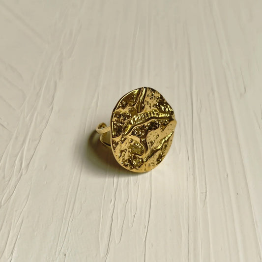 Golden Stone Round Ring